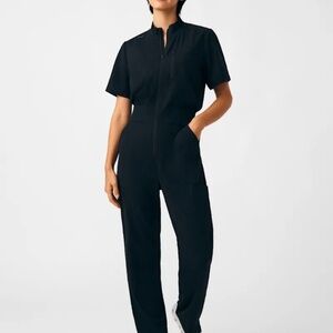 Scrubs and beyond womans scrub jumpsuit